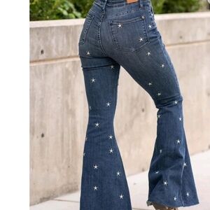 Judy Blue Womens Jeans Size 15/32 Stretch Super Flare Stars Raw Hem Classic Fit